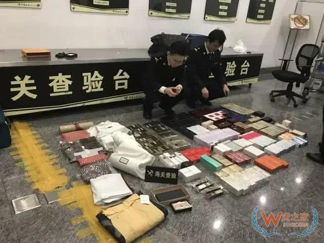 又在機(jī)場抓代購了！蕭山機(jī)場一旅客被查，一開箱子—貨之家